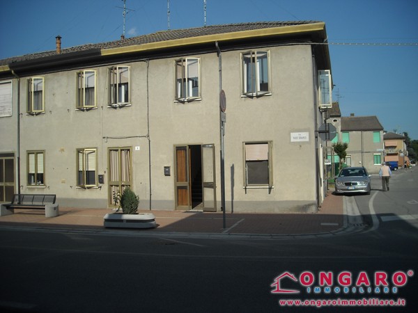 Centralissima porzione di casa a Serravalle di Riva del Po (Fe)